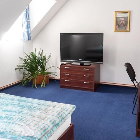 Hotel Pivovar Kacov Екстер'єр фото