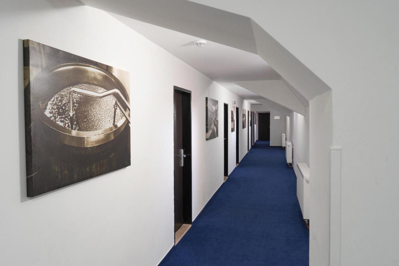 Hotel Pivovar Kacov Екстер'єр фото