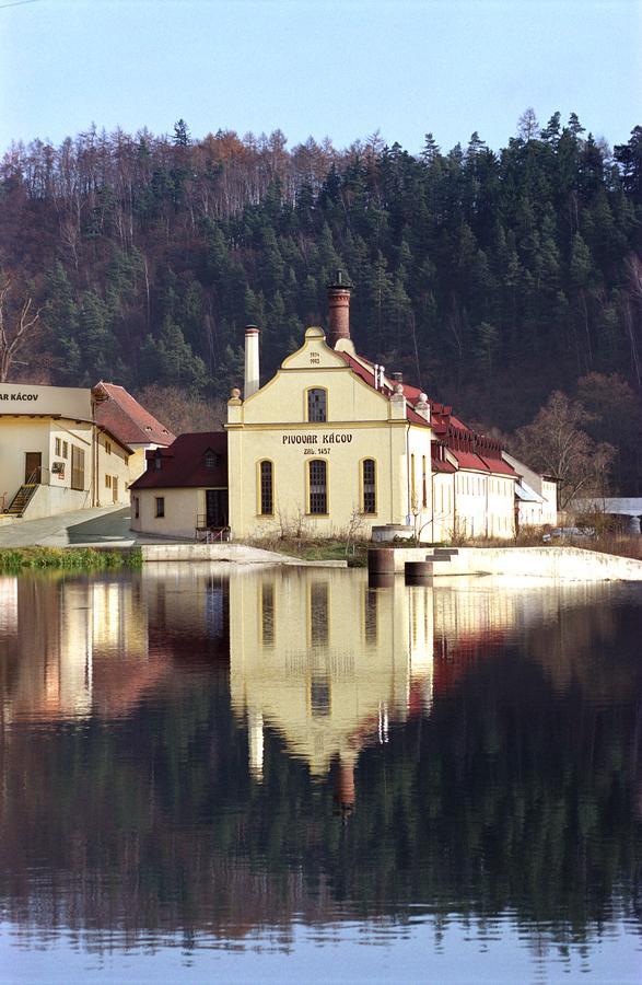 Hotel Pivovar Kacov Екстер'єр фото